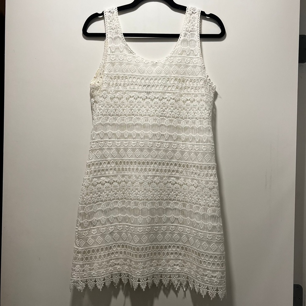 WHITE WOVEN DRESS